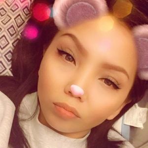 Meet your Posher, Polly